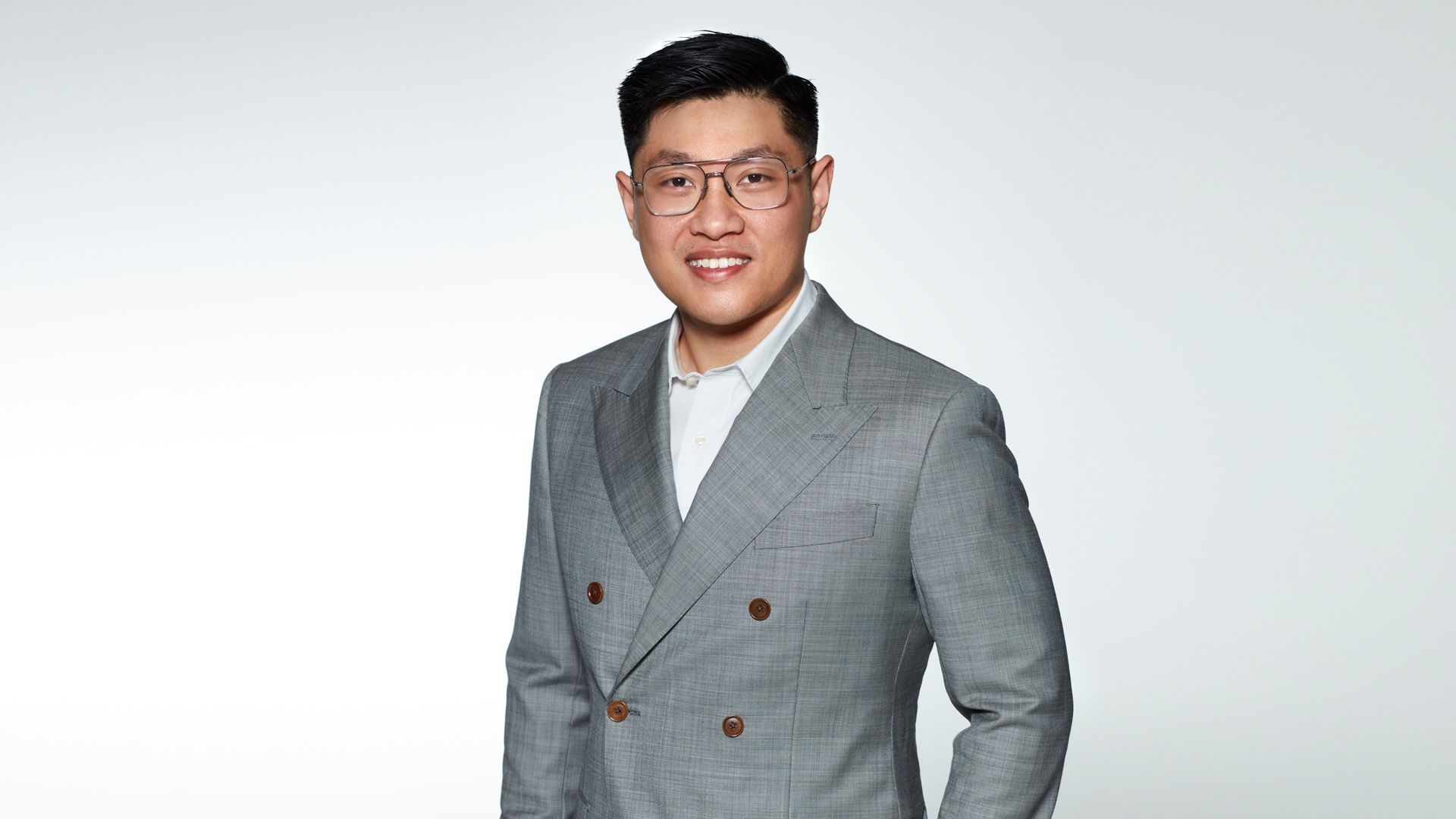 安格斯·陈人物照片