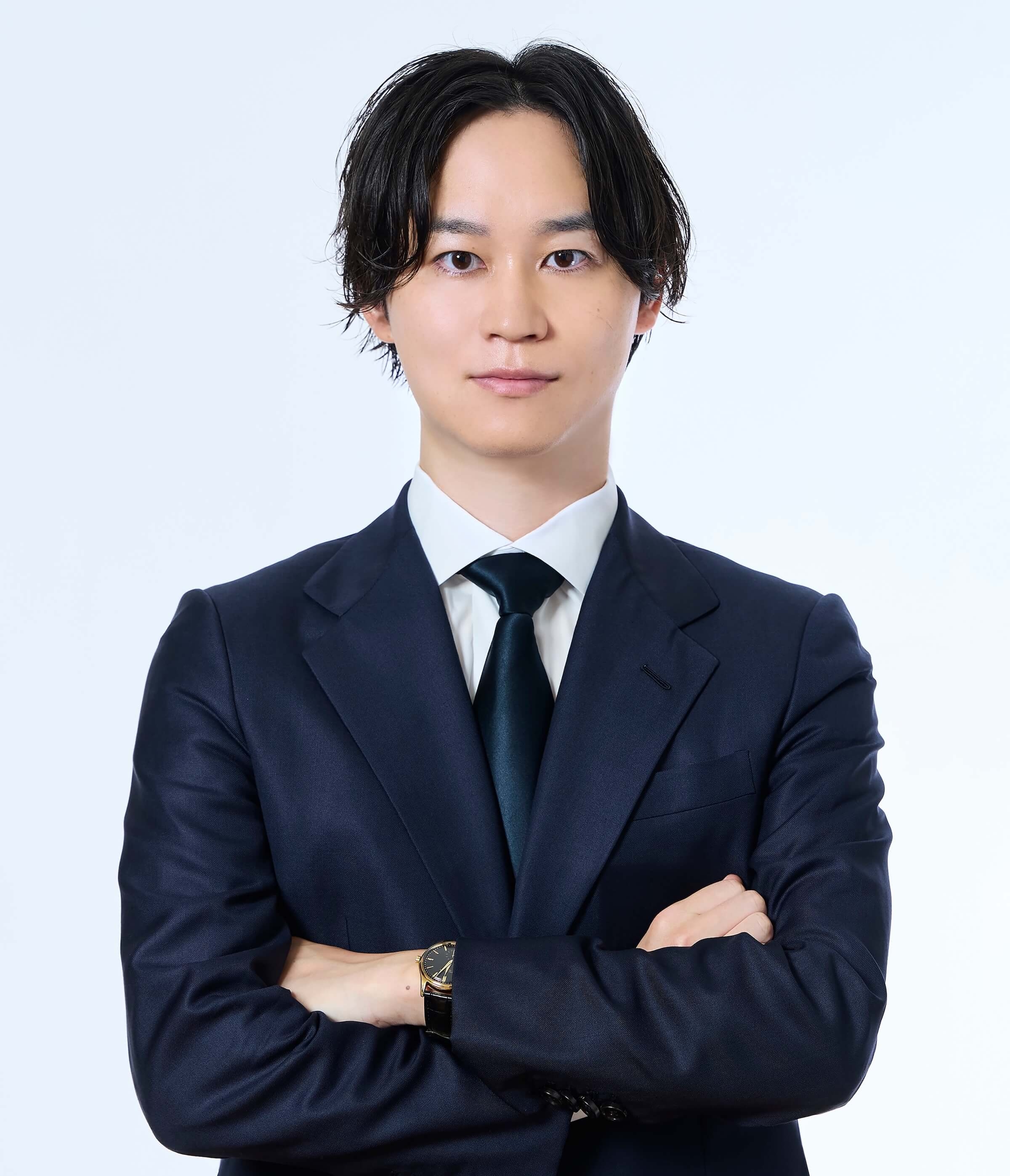 佐上峻作人物照片
