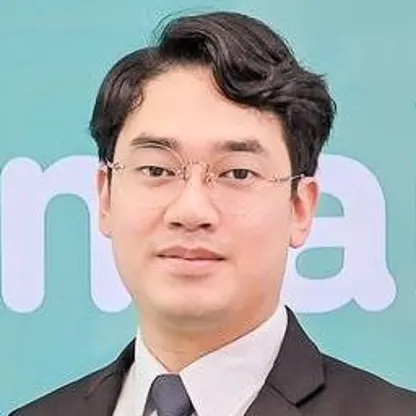 杰塔武特“本”·萨特普隆人物照片