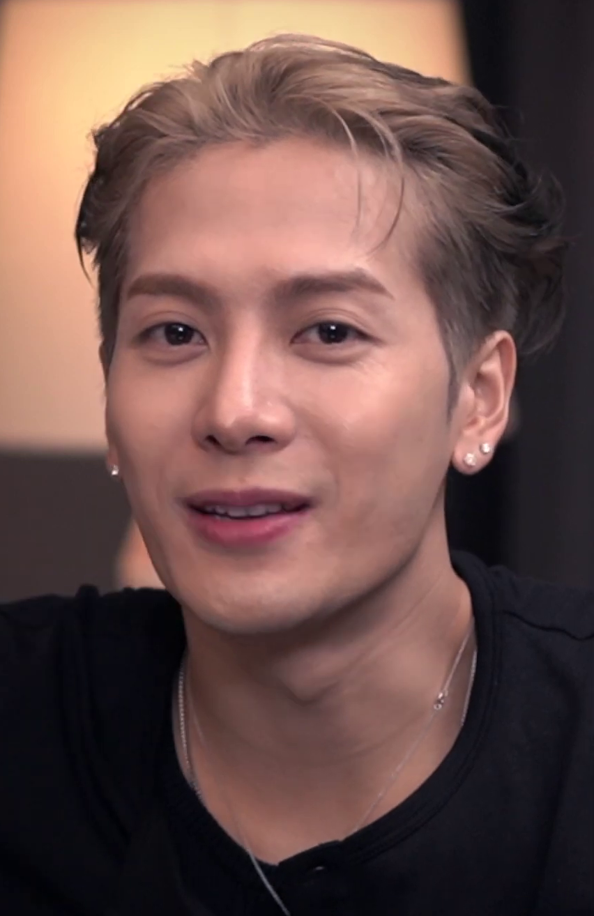 Jackson Wang人物照片