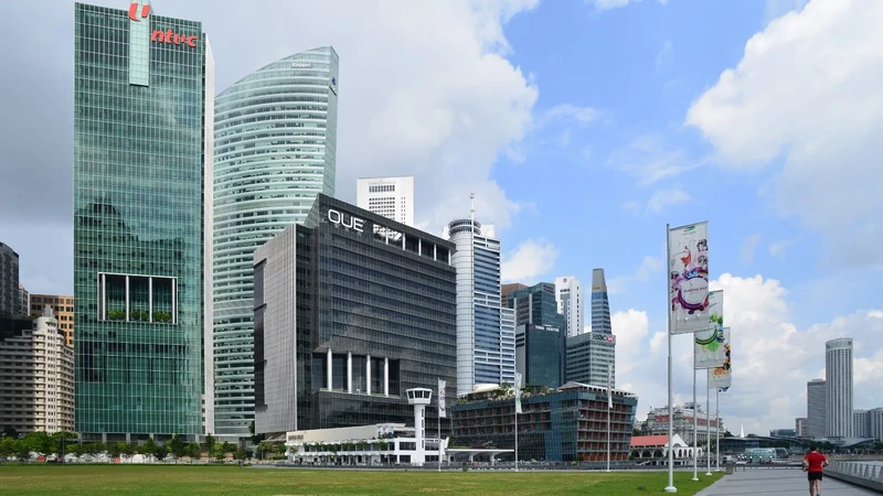 新加坡莱佛士坊海洋金融中心及滨海区办公建筑实景