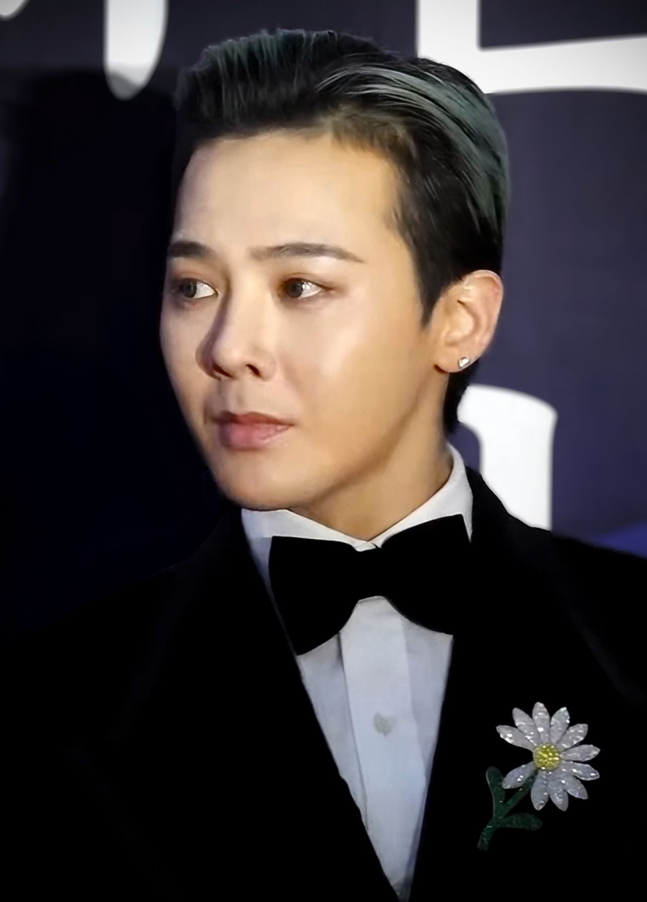 G-Dragon《影响亚洲》领导力人物档案的编辑图片