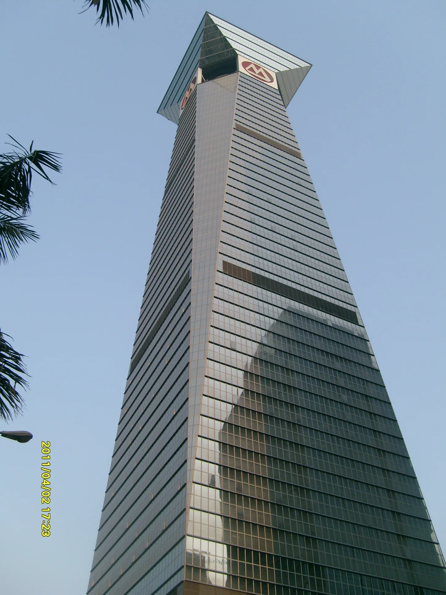 招商银行深圳总部大楼实景。摄影：Wikimedia Commons