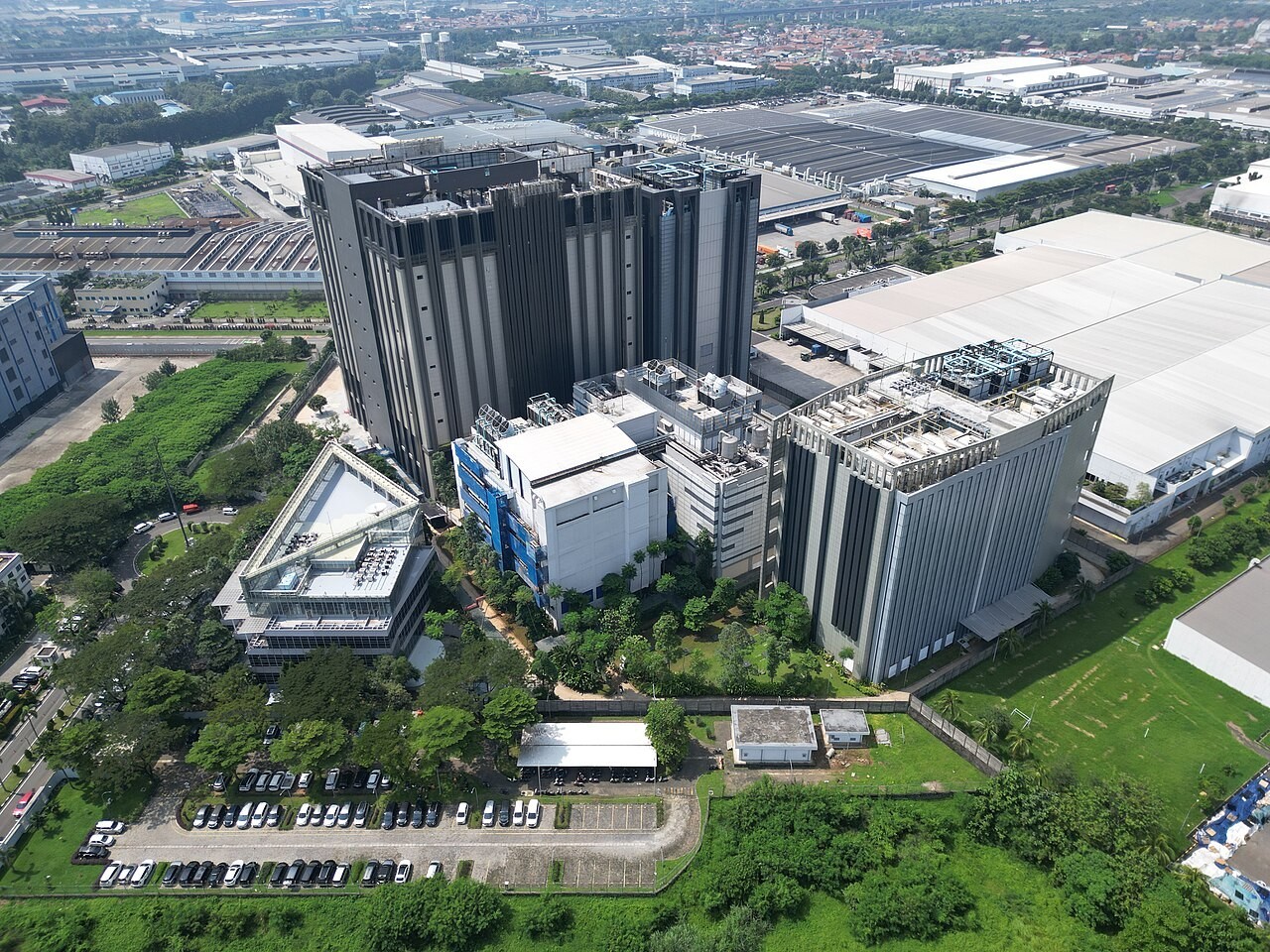 PT DCI Indonesia Tbk 公司实景