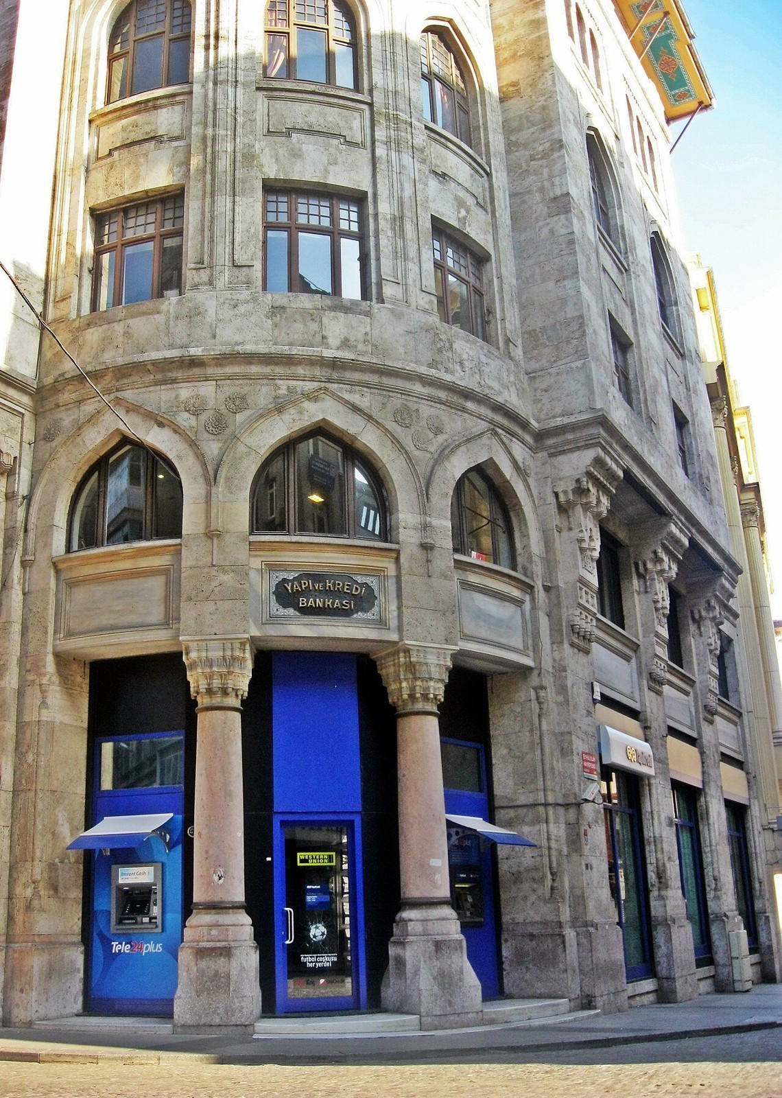 Yapı Kredi 公司实景