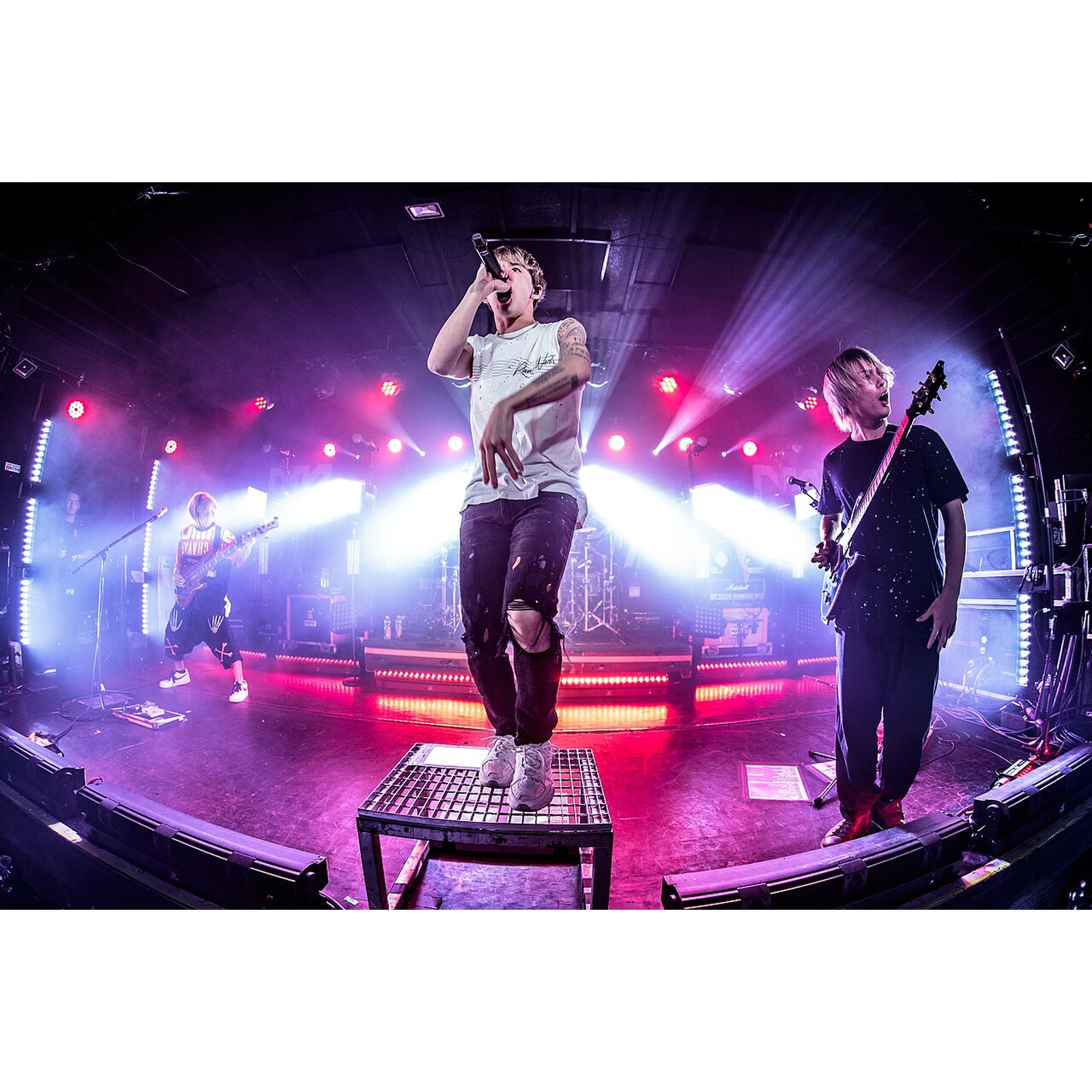 ONE OK ROCK合影